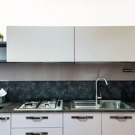 Lianora By Quokka 360 - Comfortable And Modern Flat In The Centre Of Apartment