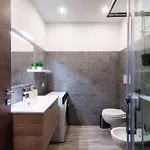 Lianora By Quokka 360 - Comfortable And Modern Flat In The Centre Of アパート コモ